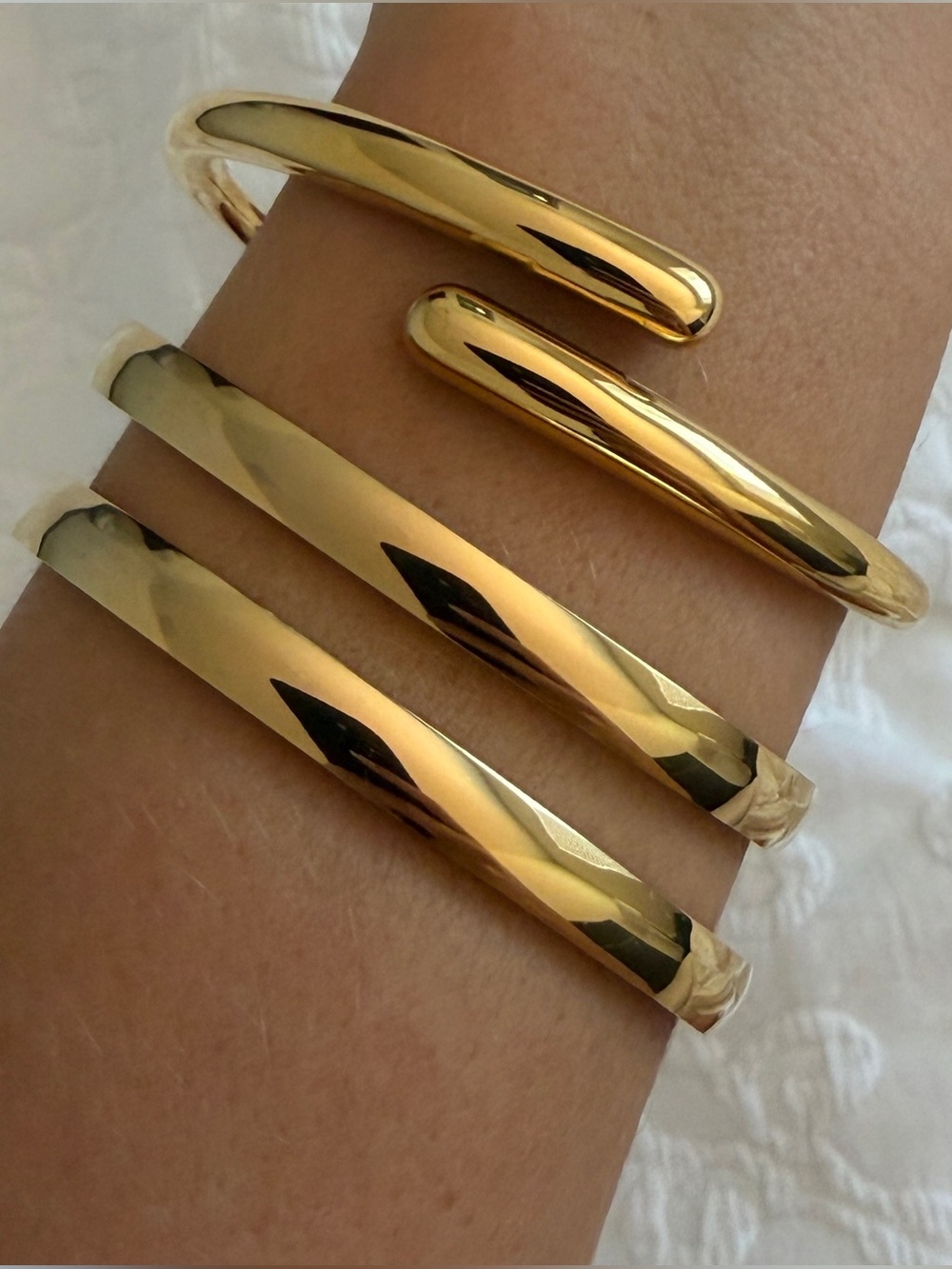 Bangle bracelet set